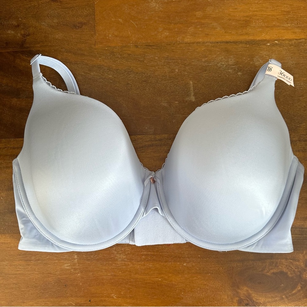 Victoria’s Secret‎ Perfect Coverage Light blue lightly lined Bra 36DDD NWT